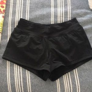 Lululemon Shorts Size 4